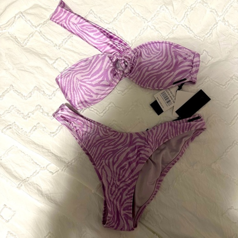 Kendal & Kylie bikini set NWT